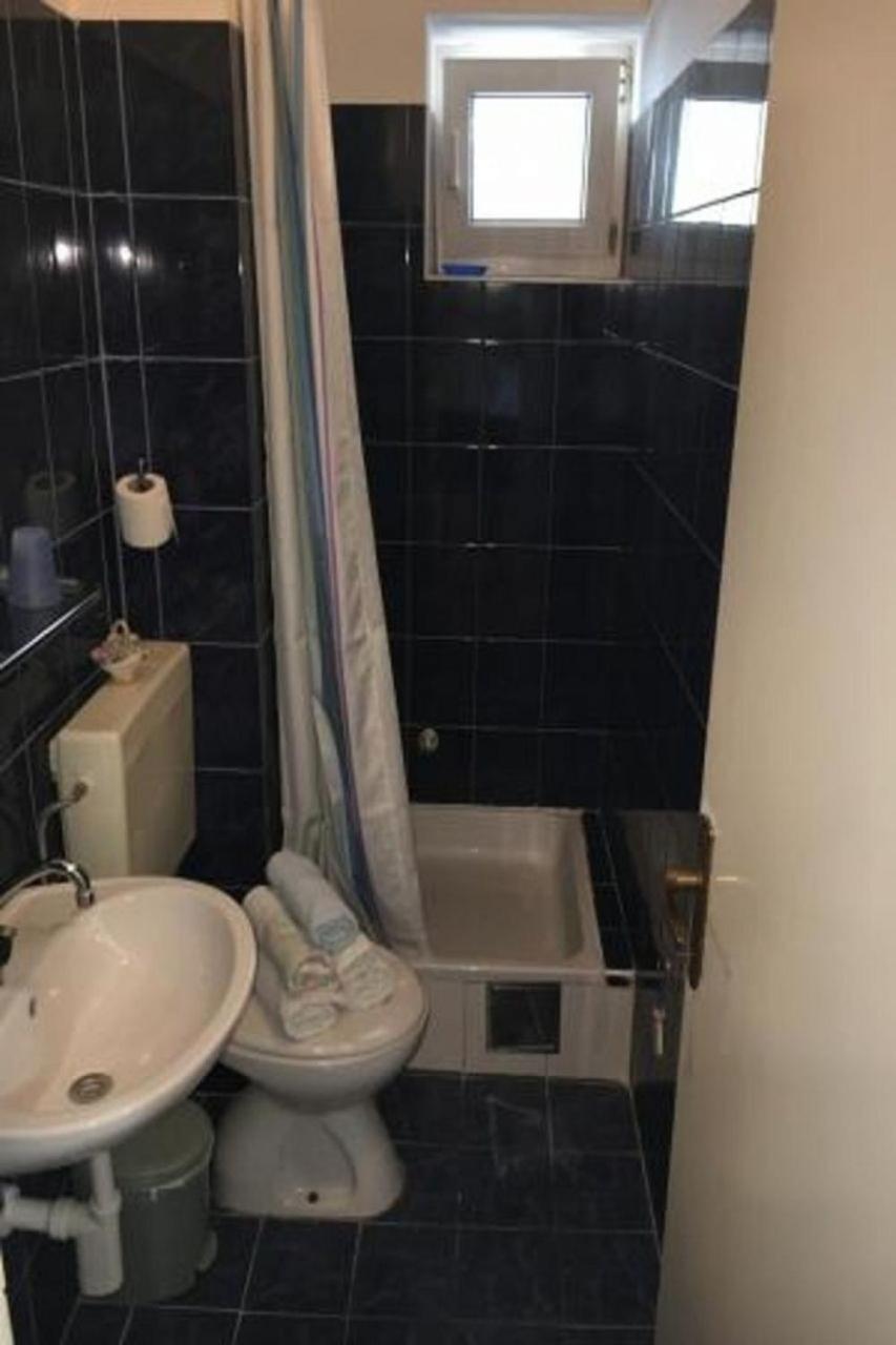 Apartments And Rooms Tomo 1 - At The Beach Zaostrog Εξωτερικό φωτογραφία