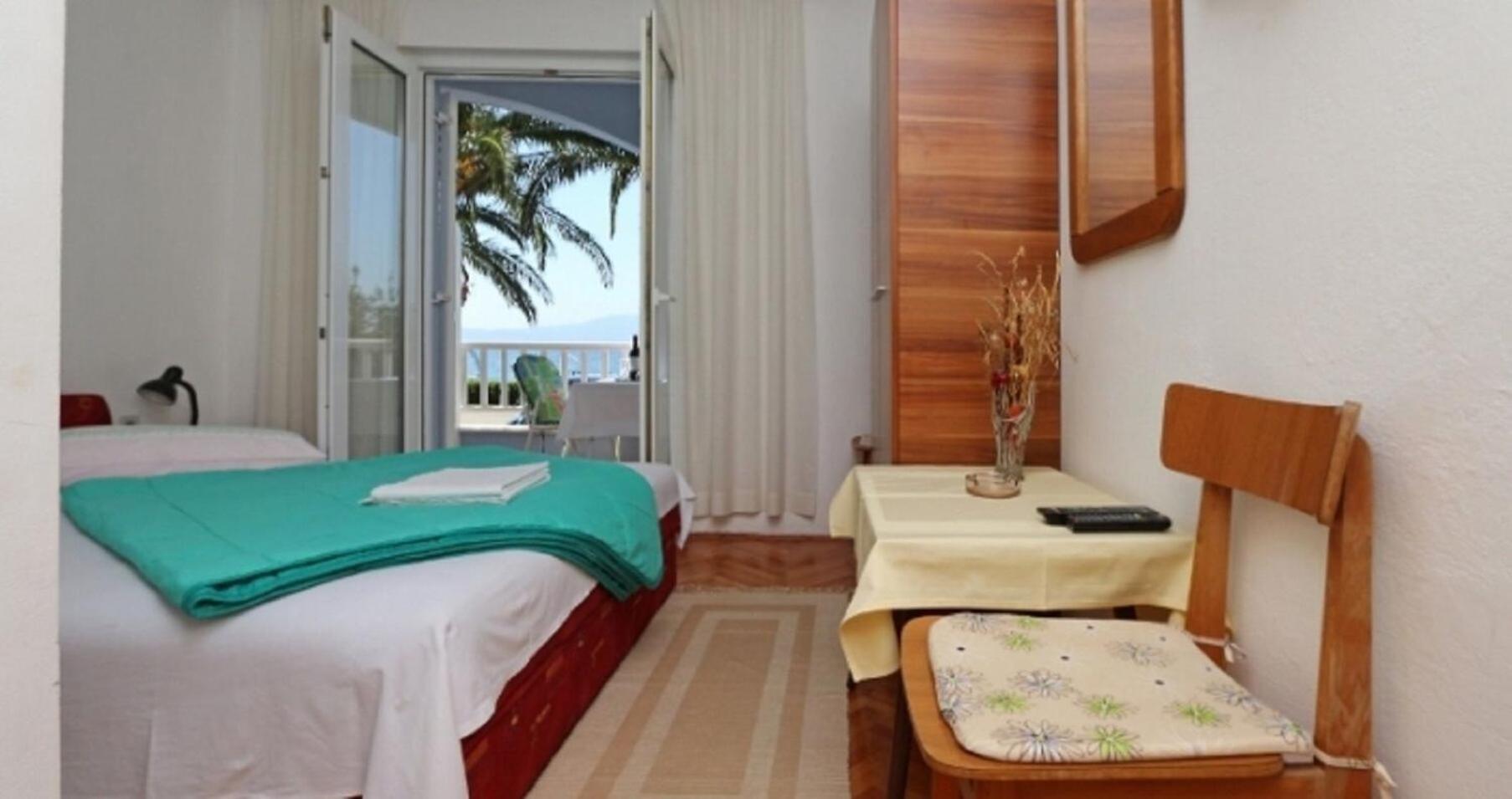 Apartments And Rooms Tomo 1 - At The Beach Zaostrog Εξωτερικό φωτογραφία
